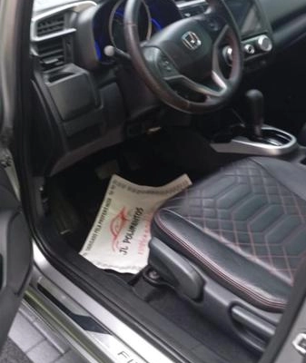 imagem-https://www.socarrao.com.br/sc-vehicle-images-prod/4060078/1790172038294-8482370_0_B_b81dfbde32.jpeg