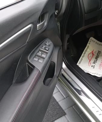 imagem-https://www.socarrao.com.br/sc-vehicle-images-prod/4060078/1790172038294-8482370_9_B_41dbe7859e.jpeg