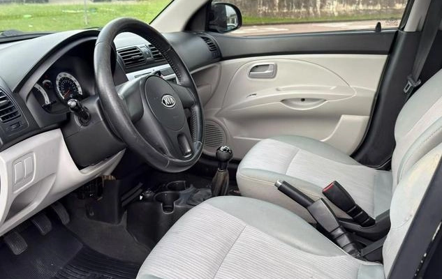 imagem-https://www.socarrao.com.br/sc-vehicle-images-prod/4060278/1792251563796-8502124_2_B_a9a5abaac3.jpeg