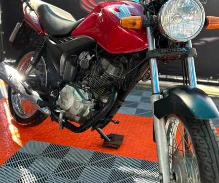 Honda CG 150 FAN ESDi/ 150 FAN ESDi FLEX 2011 Vermelho — foto 1 de 3