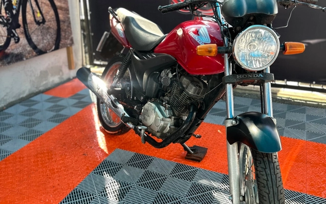 imagem-https://www.socarrao.com.br/sc-vehicle-images-prod/4060358/1790172654367-SU1HXzE4NTguanBlZw.jpeg