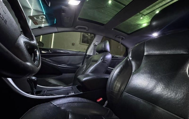 imagem-https://www.socarrao.com.br/sc-vehicle-images-prod/4060382/1790708020863-8503889_7_B_89407d5c68.jpeg