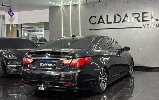 imagem-https://www.socarrao.com.br/sc-vehicle-images-prod/4060382/1792009478834-8503889_1_B_60a2145709.jpeg