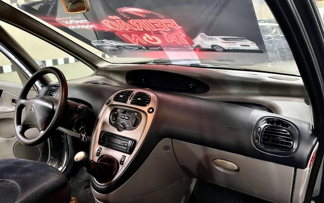 imagem-https://www.socarrao.com.br/sc-vehicle-images-prod/4060422/1790172728820-io9YqickmjfINX3KW8XDx7xmR6lk1T9z.jpg