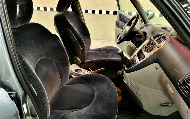 imagem-https://www.socarrao.com.br/sc-vehicle-images-prod/4060422/1790172728822-Yw7sSi1jBqWiUPeIk5w91tW4ZBJjGDey.jpg