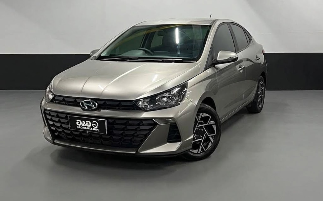 Hyundai HB20S 2024 Prata — foto 1 de 3