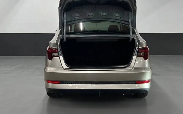 imagem-https://www.socarrao.com.br/sc-vehicle-images-prod/4060429/1790172732158-V2hhdHNBcHAgSW1hZ2UgMjAyNi0wOS0yMSBhdCAxMC41NS41MiAoNSkuanBlZw.jpeg