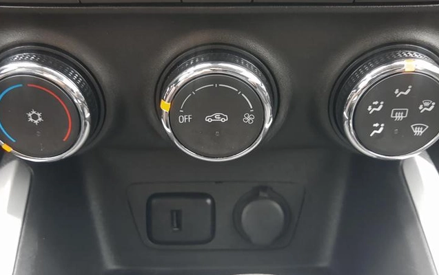 imagem-https://www.socarrao.com.br/sc-vehicle-images-prod/4060440/1790172825047-8501655_10_B_3aef22593f.jpeg