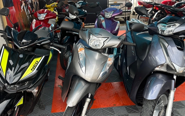 imagem-https://www.socarrao.com.br/sc-vehicle-images-prod/4060443/1790172898357-SU1HXzE5NTMuanBlZw.jpeg