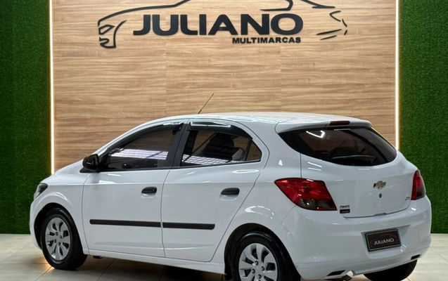 imagem-https://www.socarrao.com.br/sc-vehicle-images-prod/4060448/1790172950498-Ye3SbacZ447SPslUkODubHAqSfqi00Gm.jpg