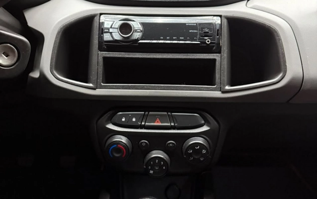 imagem-https://www.socarrao.com.br/sc-vehicle-images-prod/4060448/1790172950525-Zw0u6aVkYLwz7Pu73vHsWtZaIPZm38YF.jpg