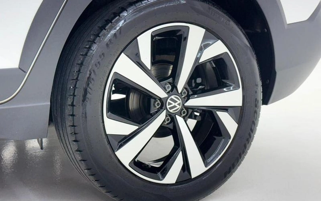 imagem-https://www.socarrao.com.br/sc-vehicle-images-prod/4060522/1790633181503-8482755_8_B_34a5525a8c.jpeg