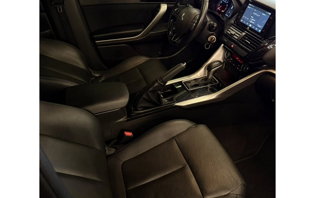 imagem-https://www.socarrao.com.br/sc-vehicle-images-prod/4060537/1790173163766-17_102004.jpg