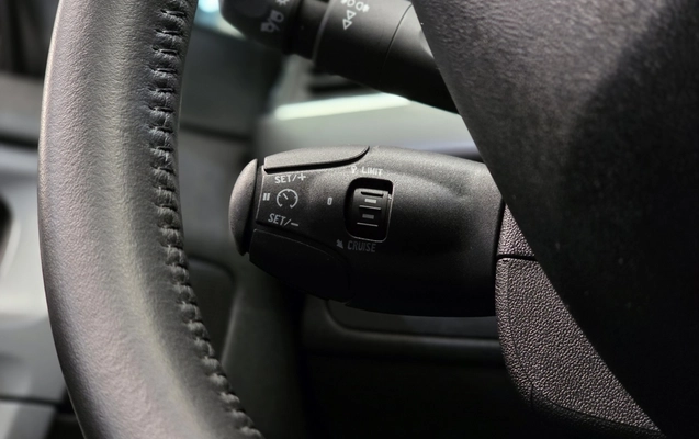 imagem-https://www.socarrao.com.br/sc-vehicle-images-prod/4060540/1790173167392-1_061907.jpg