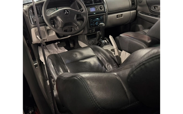 imagem-https://www.socarrao.com.br/sc-vehicle-images-prod/4060565/1790173191801-9_091031.jpg