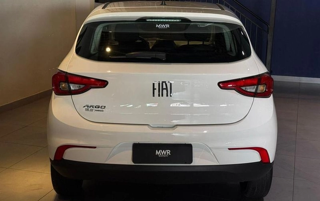 imagem-https://www.socarrao.com.br/sc-vehicle-images-prod/4060683/1790173324878-8434463_5_B_ed113deca1.jpeg