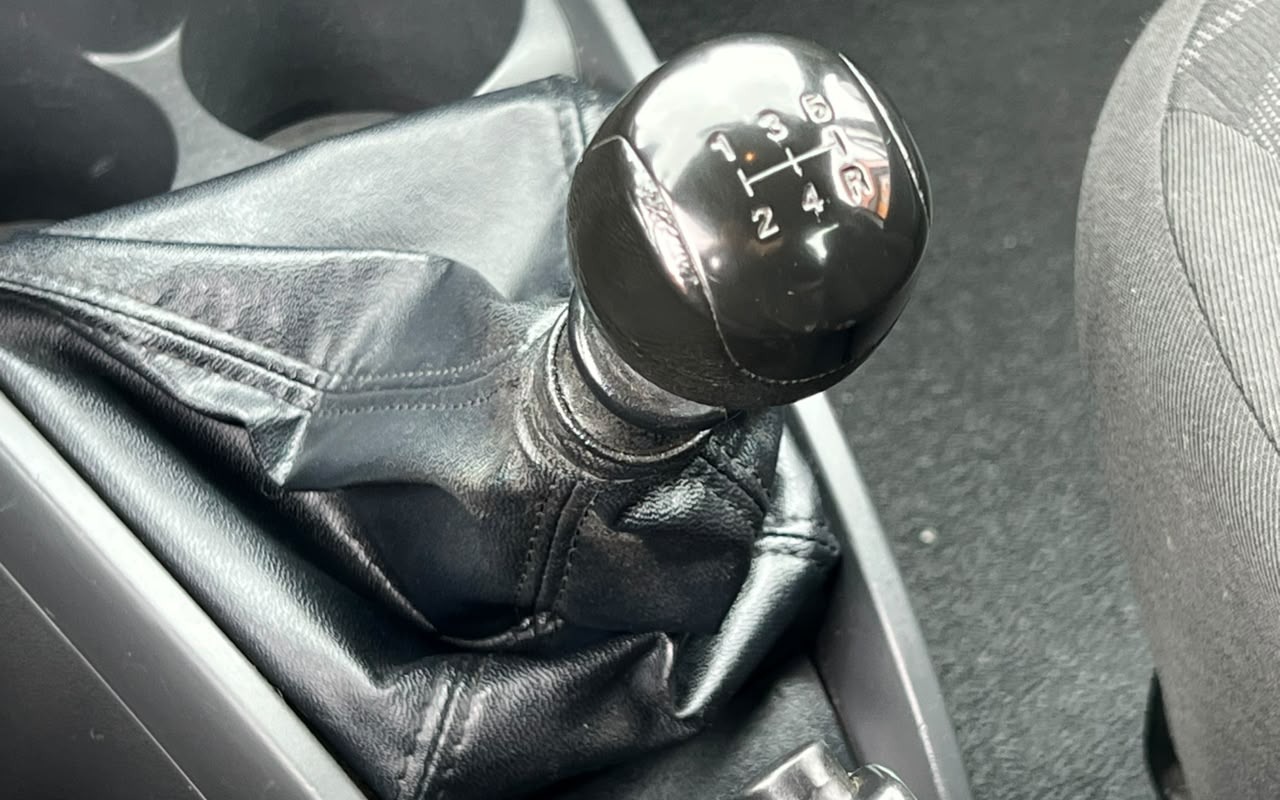 imagem-https://www.socarrao.com.br/sc-vehicle-images-prod/4060755/1790173501014-V2hhdHNBcHAgSW1hZ2UgMjAyNi0wOS0yMyBhdCAxMS4xMi4yNCAoNCkuanBlZw.jpeg