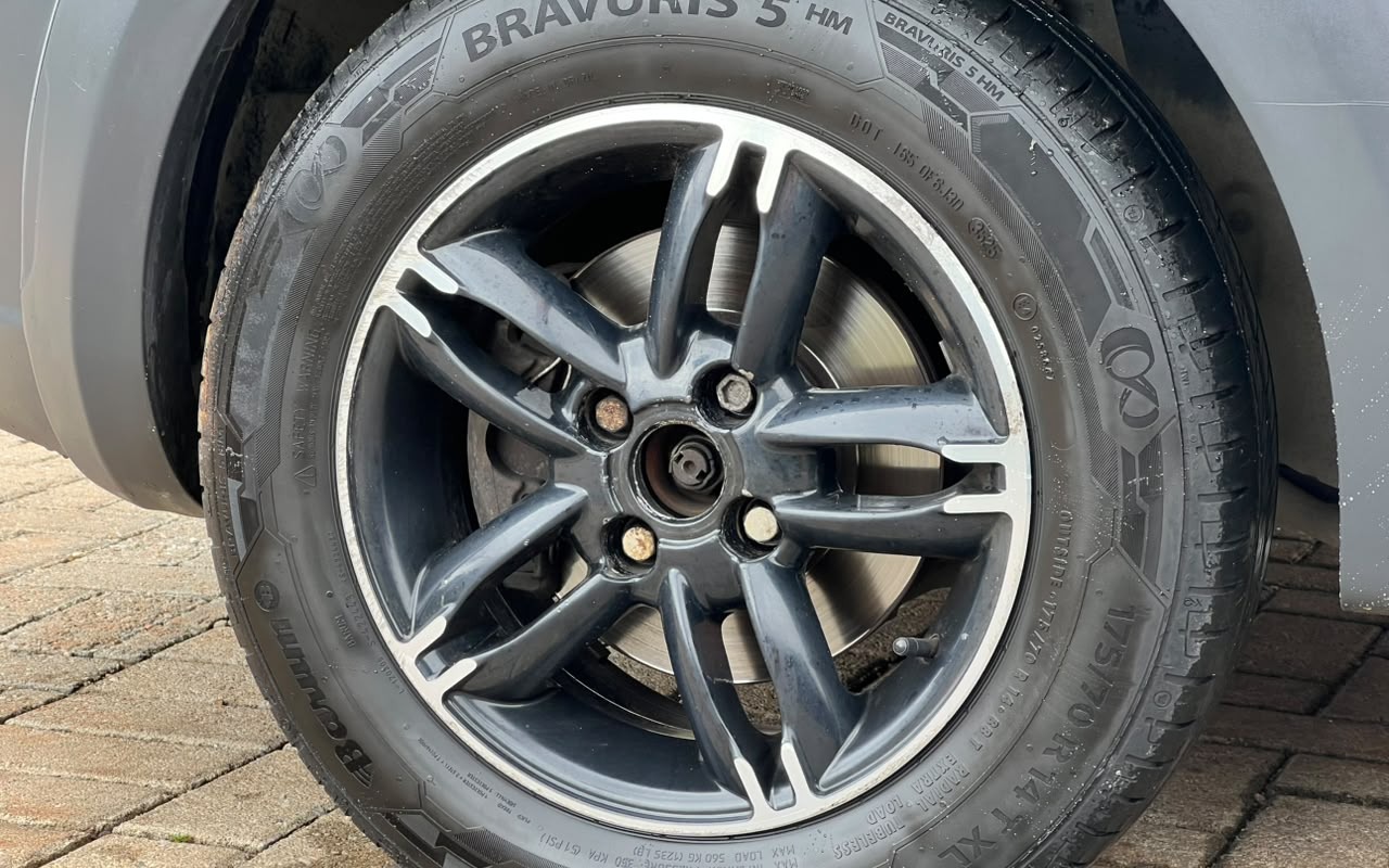 imagem-https://www.socarrao.com.br/sc-vehicle-images-prod/4060755/1790173501692-V2hhdHNBcHAgSW1hZ2UgMjAyNi0wOS0yMyBhdCAxMS4xMi4yNSAoMSkuanBlZw.jpeg