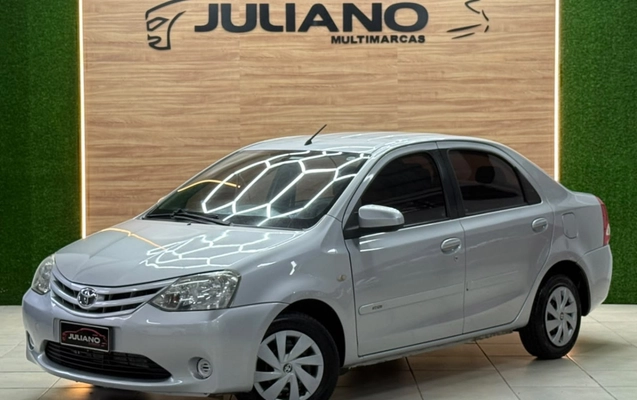 imagem-https://www.socarrao.com.br/sc-vehicle-images-prod/4060758/1790181303149-vEWp7h7PJmjWUWxTU39LHoEWN81QgAVC.jpg