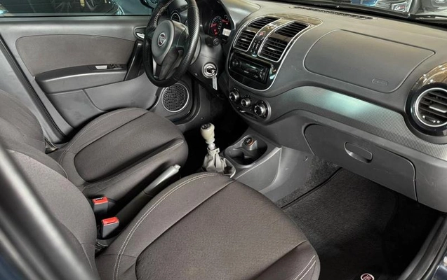imagem-https://www.socarrao.com.br/sc-vehicle-images-prod/4060759/1790173560077-8469413_5_B_b4d5c76d20.jpeg
