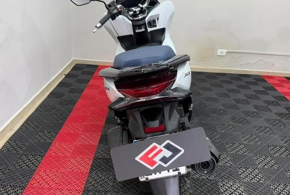 imagem-https://www.socarrao.com.br/sc-vehicle-images-prod/4060805/1791907760413-8499634_2_B_c1572b6ac3.jpeg