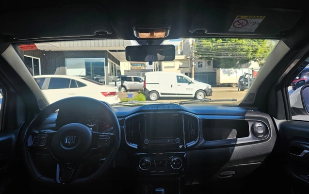 imagem-https://www.socarrao.com.br/sc-vehicle-images-prod/4060806/1790173757491-oUez9u63TPy74WZDDdbMGAKvT5jFTlA2.jpg