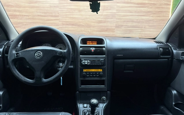 imagem-https://www.socarrao.com.br/sc-vehicle-images-prod/4060845/1790173890171-93pB8AO292fUATiZB2PE0IelnEulE8gf.jpg