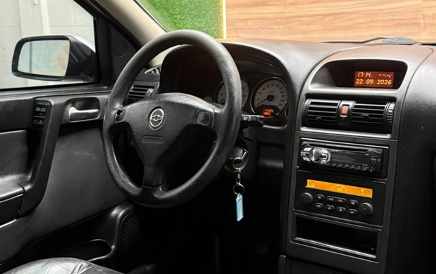 imagem-https://www.socarrao.com.br/sc-vehicle-images-prod/4060845/1790173890171-TeJ8W9lN13hyifRs4lAaB1NGpAChdMYu.jpg