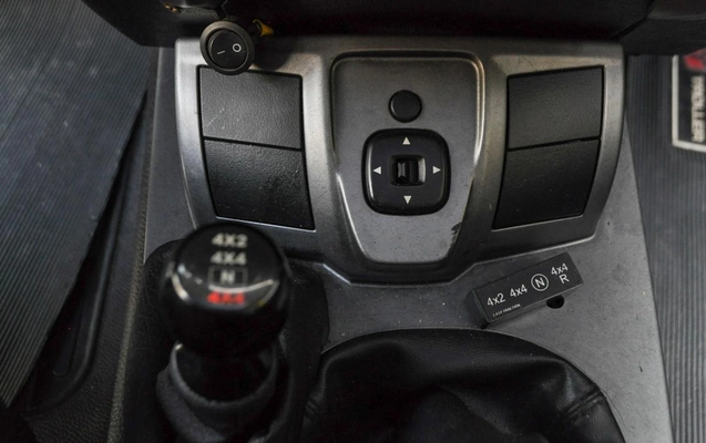 imagem-https://www.socarrao.com.br/sc-vehicle-images-prod/4060858/1790173917136-2e8fa165e62346629e101a769c90484b_1780943504319.jpg