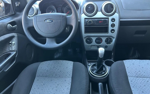 imagem-https://www.socarrao.com.br/sc-vehicle-images-prod/4061019/1790174152088-7_113515.jpg