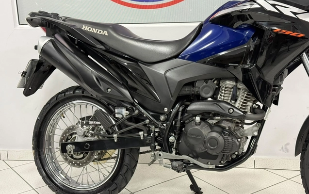 imagem-https://www.socarrao.com.br/sc-vehicle-images-prod/4061214/1790174780234-V2hhdHNBcHAgSW1hZ2UgMjAyNi0wOS0yMyBhdCAxMS4zNi40NSAoMikuanBlZw.jpeg