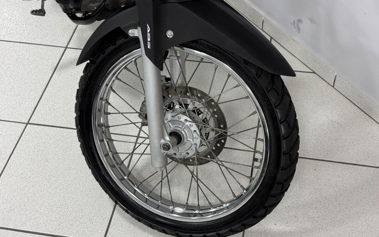 imagem-https://www.socarrao.com.br/sc-vehicle-images-prod/4061214/1790174780868-V2hhdHNBcHAgSW1hZ2UgMjAyNi0wOS0yMyBhdCAxMS4zNi40Ni5qcGVn.jpeg