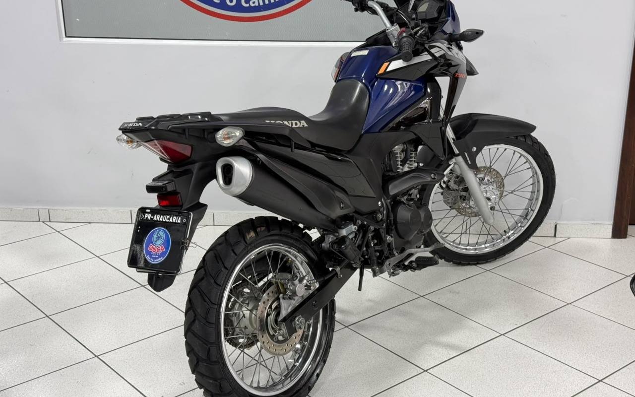 imagem-https://www.socarrao.com.br/sc-vehicle-images-prod/4061214/1790174781106-V2hhdHNBcHAgSW1hZ2UgMjAyNi0wOS0yMyBhdCAxMS4zNi40NyAoMikuanBlZw.jpeg