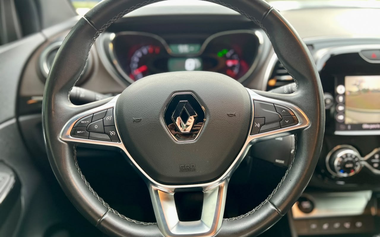 imagem-https://www.socarrao.com.br/sc-vehicle-images-prod/4061240/1790174839753-MzgzNGU0Y2YtMjNmMC00YTI5LWIwZTktYjUxNjViNTU5Nzg4LmpwZw.jpg