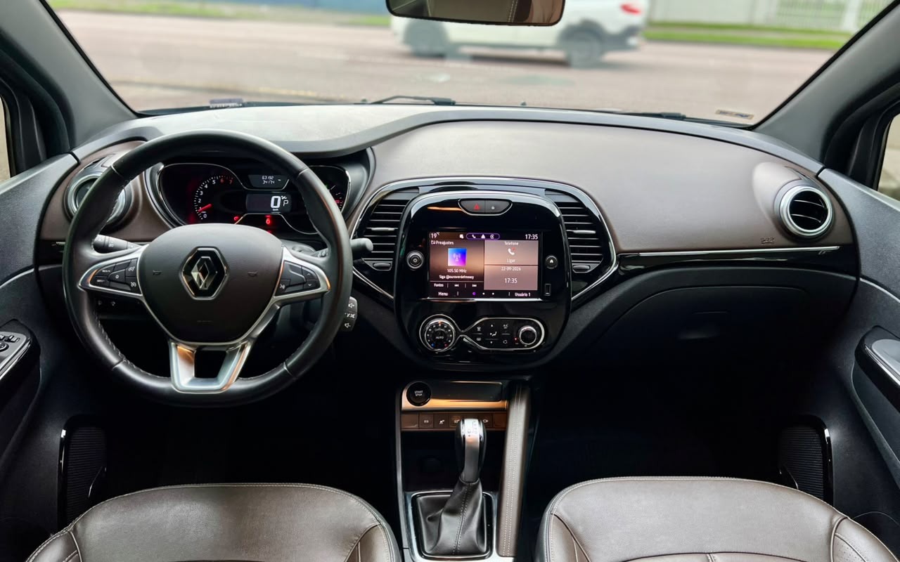 imagem-https://www.socarrao.com.br/sc-vehicle-images-prod/4061240/1790174839903-YWI4NTk3N2EtMWE2OS00NzQ1LTkzYjEtZDJmMWE1NTJmOWUzLmpwZw.jpg