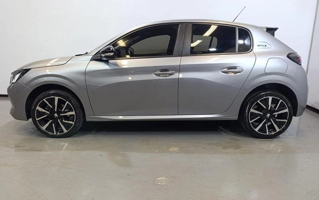 imagem-https://www.socarrao.com.br/sc-vehicle-images-prod/4061363/1790181641542-8504883_24_B_0426eb6469.jpeg