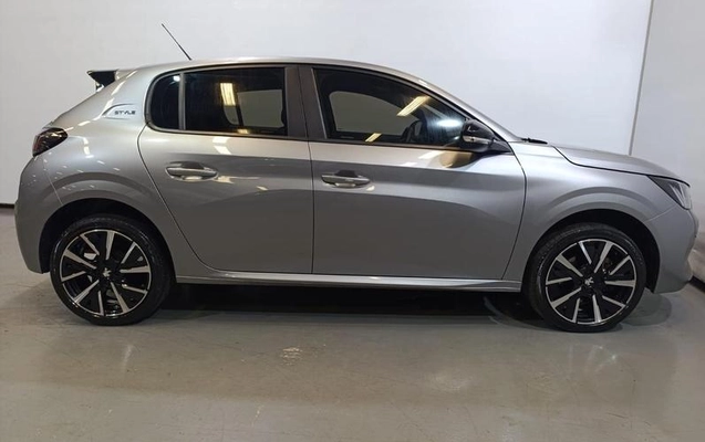 imagem-https://www.socarrao.com.br/sc-vehicle-images-prod/4061363/1790181641544-8504883_2_B_8267e88655.jpeg