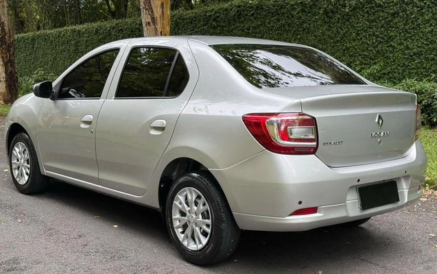 imagem-https://www.socarrao.com.br/sc-vehicle-images-prod/4061440/1790861871934-8390181_2_B_45fecc8d3b.jpeg
