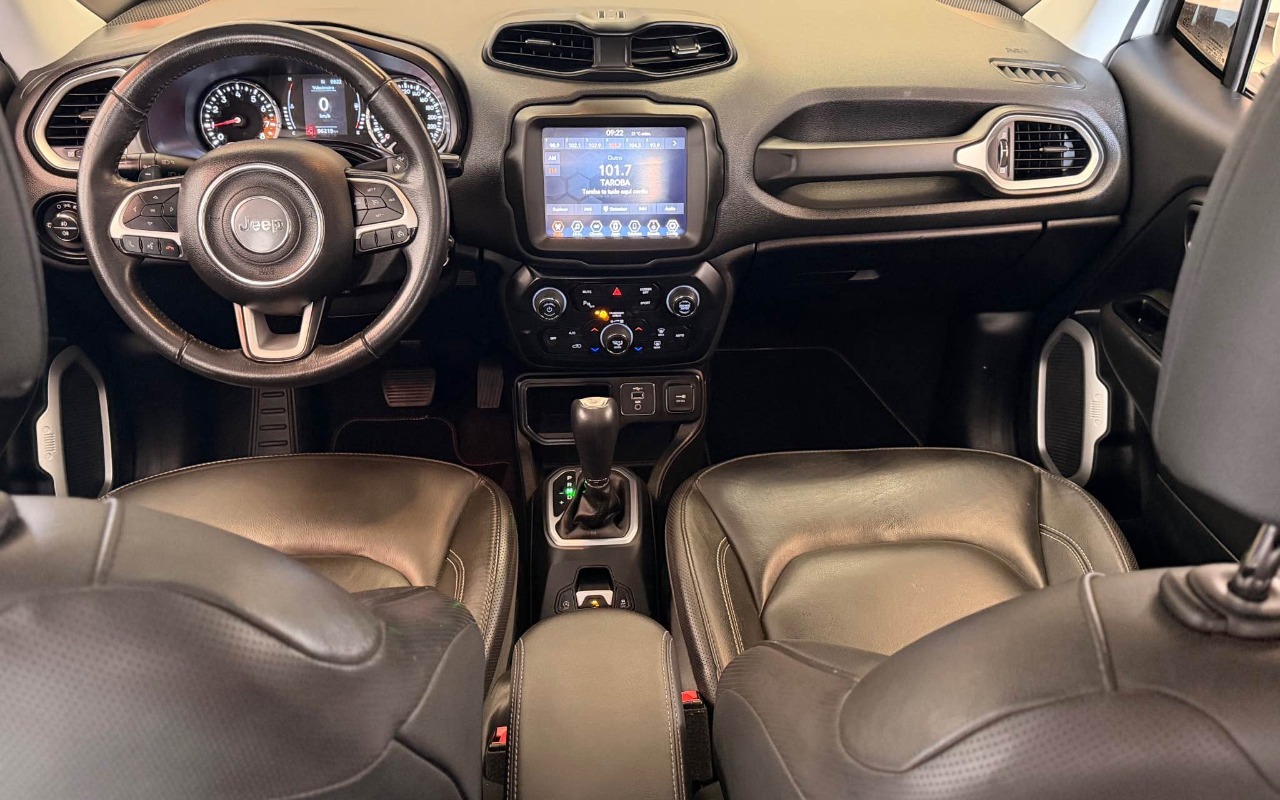 imagem-https://www.socarrao.com.br/sc-vehicle-images-prod/4061466/1790175195150-UkVORUdBREUgMjAyMTEyLmpwZw.jpg
