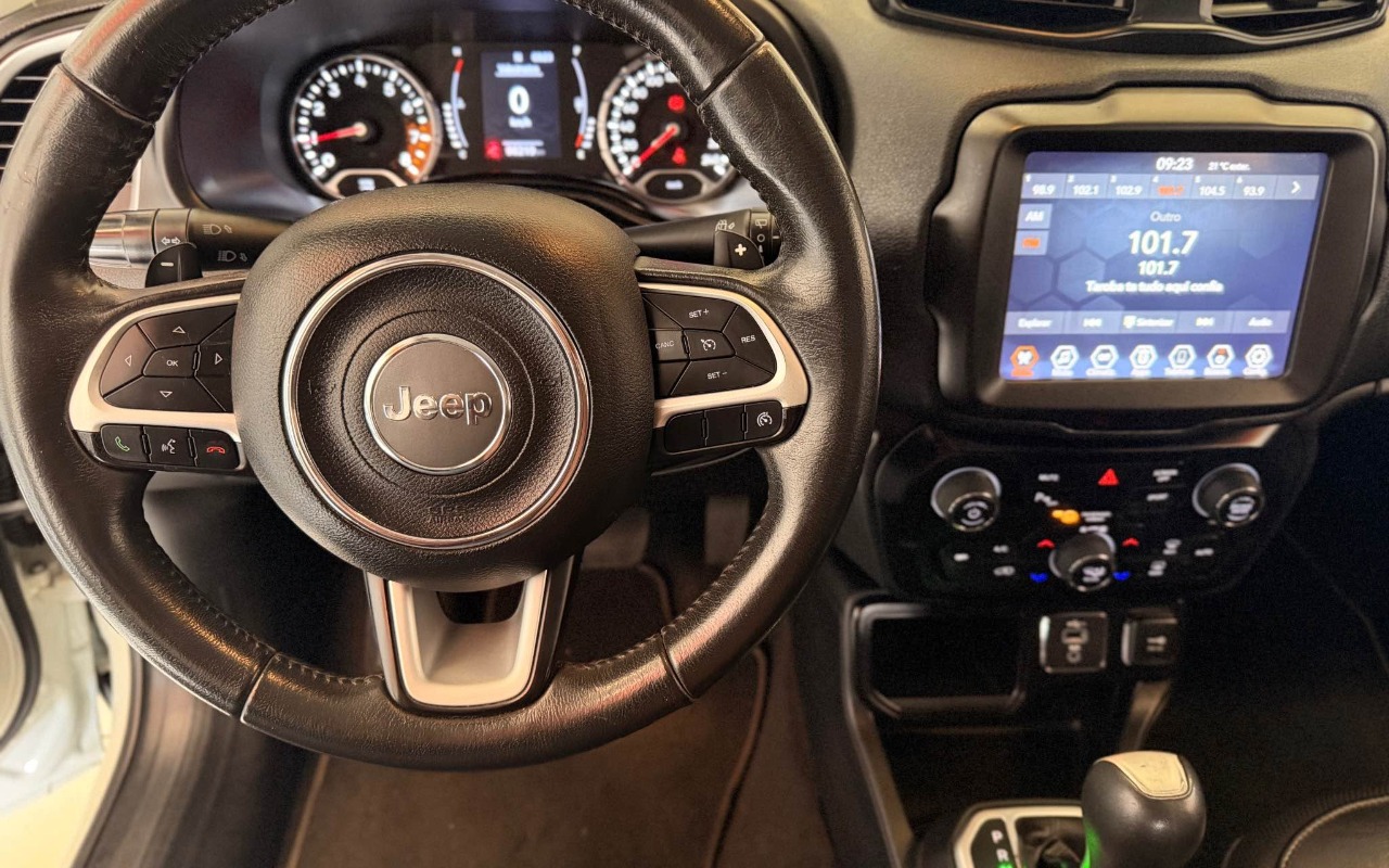 imagem-https://www.socarrao.com.br/sc-vehicle-images-prod/4061466/1790175195355-UkVORUdBREUgMjAyMTEzLmpwZw.jpg