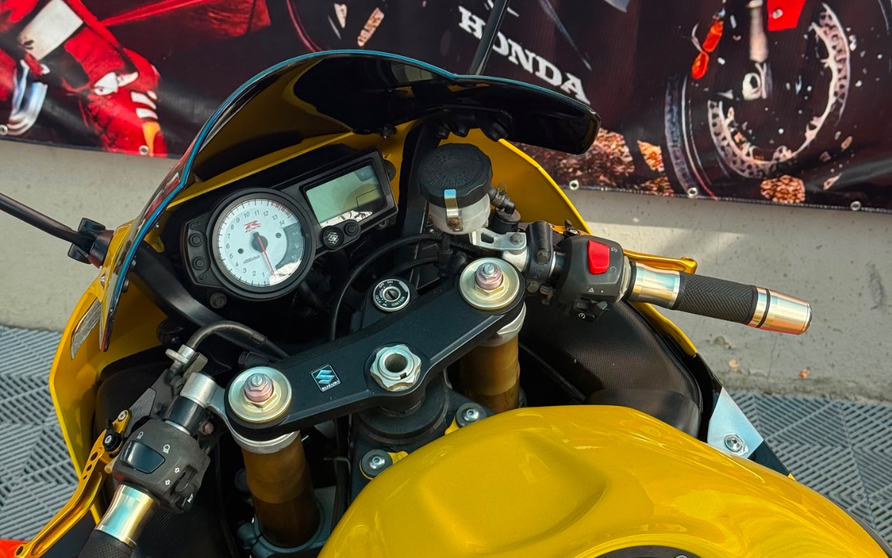 imagem-https://www.socarrao.com.br/sc-vehicle-images-prod/4061567/1790175453083-MGJlZDY4ZWMtMGVhZi00N2RlLWI1YTctNDU1YmY5YzViZjI5LmpwZWc.jpeg