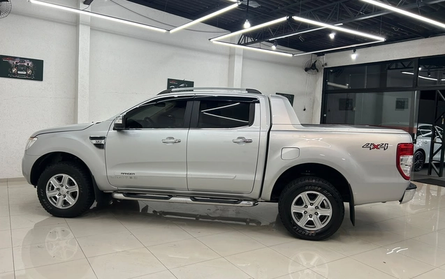 imagem-https://www.socarrao.com.br/sc-vehicle-images-prod/4061571/1790175510797-e2c914f0-ec27-46e7-abc6-ec5f3defbf79.jpeg