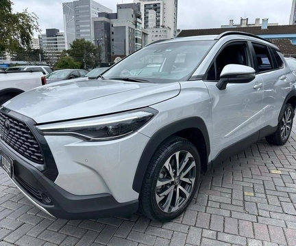 Toyota Corolla Cross 2023 Prata — foto 1 de 3
