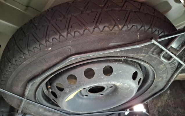 imagem-https://www.socarrao.com.br/sc-vehicle-images-prod/4061742/1790175910092-8504198_29_B_1dcb8944f6.jpeg