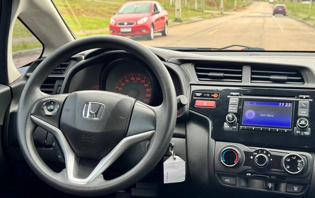 imagem-https://www.socarrao.com.br/sc-vehicle-images-prod/4061750/1790175918680-8498651_10_B_e6071c0a6c.jpeg