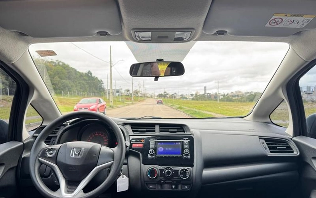 imagem-https://www.socarrao.com.br/sc-vehicle-images-prod/4061750/1790175918683-8498651_11_B_00cb187092.jpeg