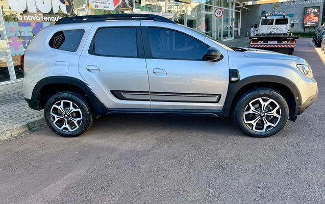 imagem-https://www.socarrao.com.br/sc-vehicle-images-prod/4061771/1790175948813-MTBlYzcyOWYtZTQ2Ny00YTc2LTkxNWItZDFmMWU5Y2I2M2JkLmpwZw.jpg