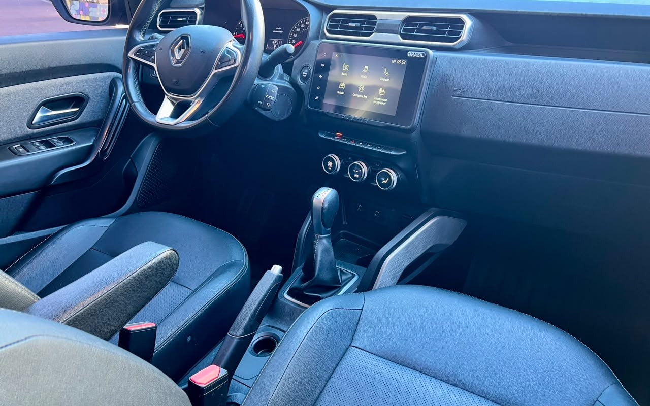 imagem-https://www.socarrao.com.br/sc-vehicle-images-prod/4061771/1790175950084-MmU2MjZiZGItODVjZC00ZTk2LTkwNjYtMDQ2MzA3MDMxYjVhLmpwZw.jpg