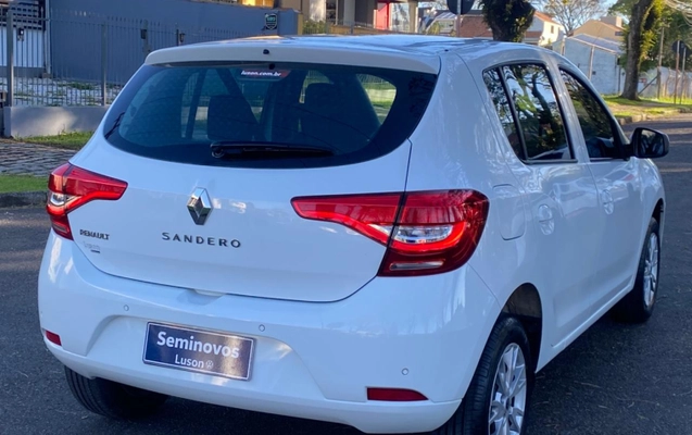 imagem-https://www.socarrao.com.br/sc-vehicle-images-prod/4061803/1790177381739-integration-api-BoimjVbPBko9EEd6gyR5IXBDk0yt9XEh.jpg
