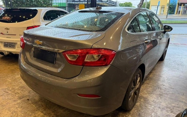 imagem-https://www.socarrao.com.br/sc-vehicle-images-prod/4061840/1790176129638-8505056_5_B_e9f5e20dad.jpeg